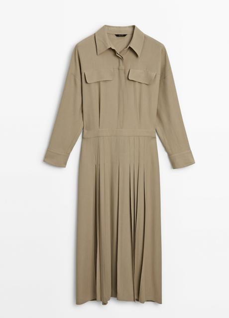 Vestido plisado de Massimo Dutti (99,95 euros)