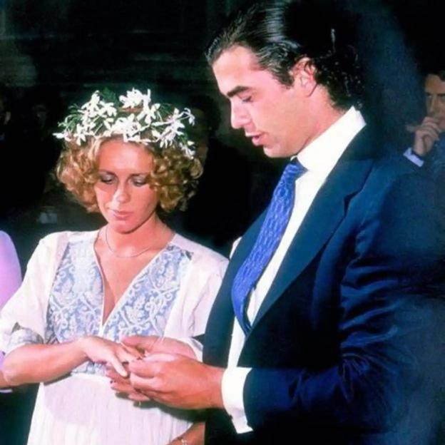 Por qué se separaron Bertín Osborne y Sandra Domecq: una boda hippie, una mujer de diez y problemas de infidelidad
