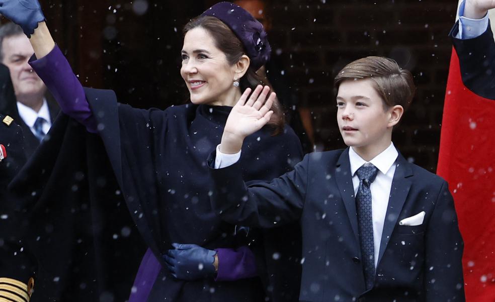 El elegantísimo y sorprendente look de reina de Mary de Dinamarca para el último acto de la proclamación