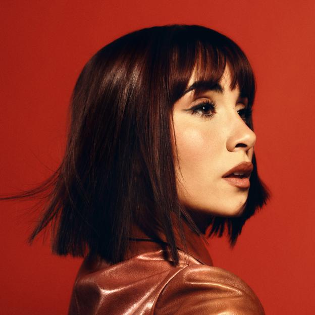 Aitana, protagonista de la comedia romántica Pared con Pared.