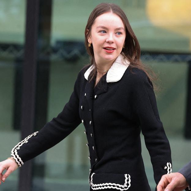 Alexandra de Hannover le quita a su madre Carolina de Mónaco este vestido de Chanel y arrasa en París