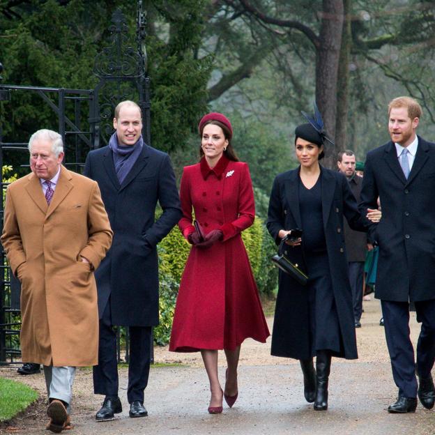 La enfermedad de Carlos III lo cambia todo: Camilla sustituye al rey, Harry vuelve a Londres y Guillermo avista la abdicación