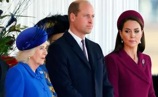 Por qué se llevan mal Camilla y Guillermo: los motivos del príncipe de Gales para evitar a la reina