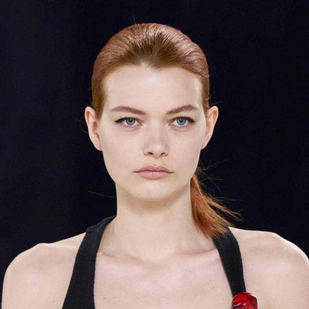 Tightlining o delineado de ojos invisible es el nuevo truco viral de Tiktok para un look natural