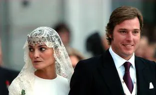 Así fue la primera boda aristocrática de Letizia, la de Laura Ponte y Beltrán Gómez-Acebo: tímida, guapísima y enamorada