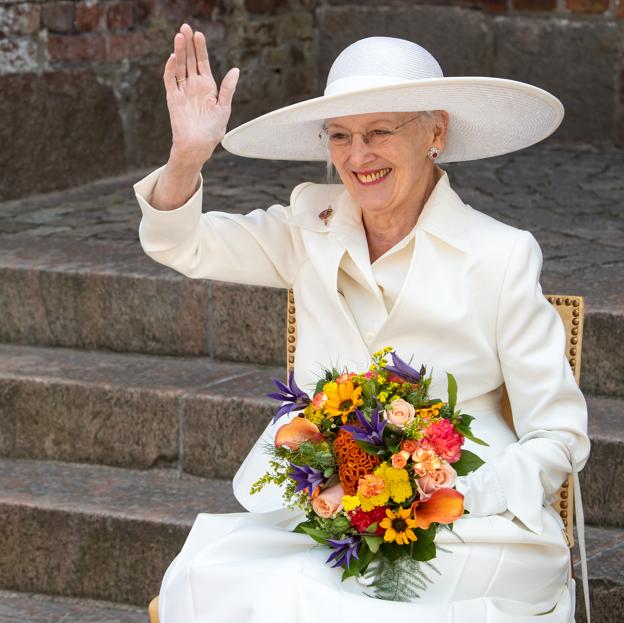 Los verdaderos motivos de la abdicación de Margarita de Dinamarca: no fueron las fotos de Federico y Genoveva Casanova