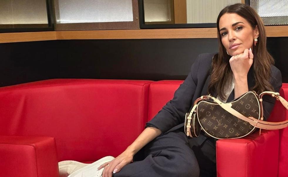 Bolsos media luna que son súper tendencia y son ideales para los looks de diario