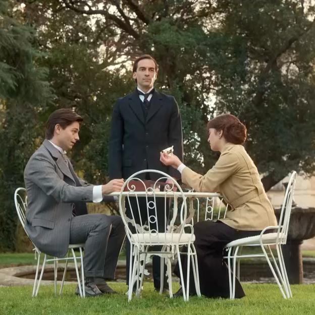 La Promesa cumple 300 capítulos con una emisión doble, nuevos secretos familiares y novedades sobre la investigación del accidente de la cacería