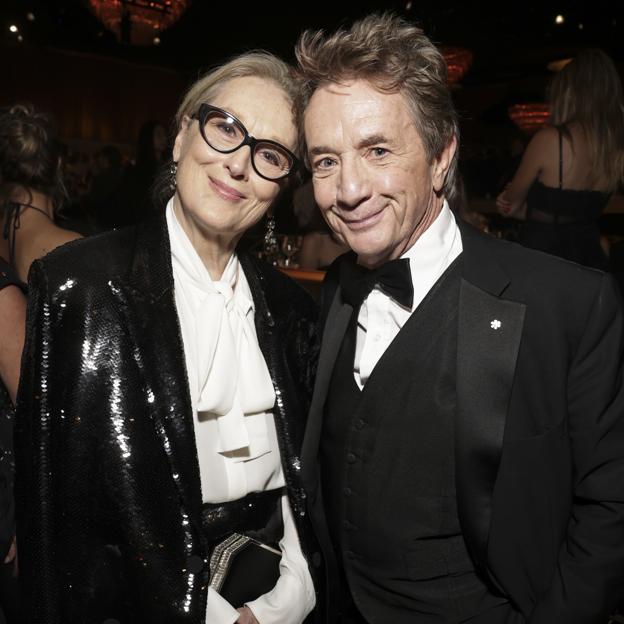 Meryl Streep y Martin Short, fotografiados en la gala de entrega de los Globos de Oro. 