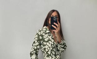 Este vestido camisero de flores de Zara será tu primera compra de primavera