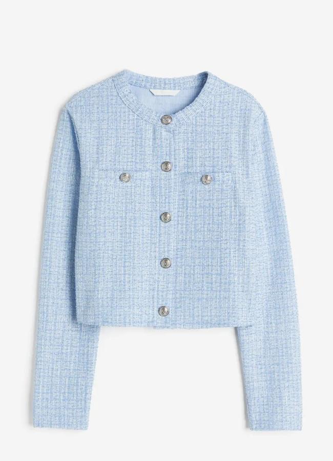 Chaqueta de tweed azul de H&M, 19,99 euros.