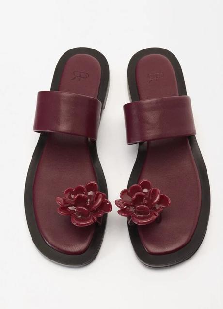 Sandalias planas de Parfois (29,99 euros)