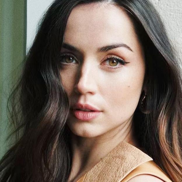 Esta máscara de pestañas me encanta porque funciona en todo tipo de pestañas y a cualquier edad