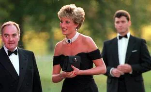 Dónde están los vestidos más espectaculares de Diana de Gales: seguimos el rastro a sus diseños más icónicos