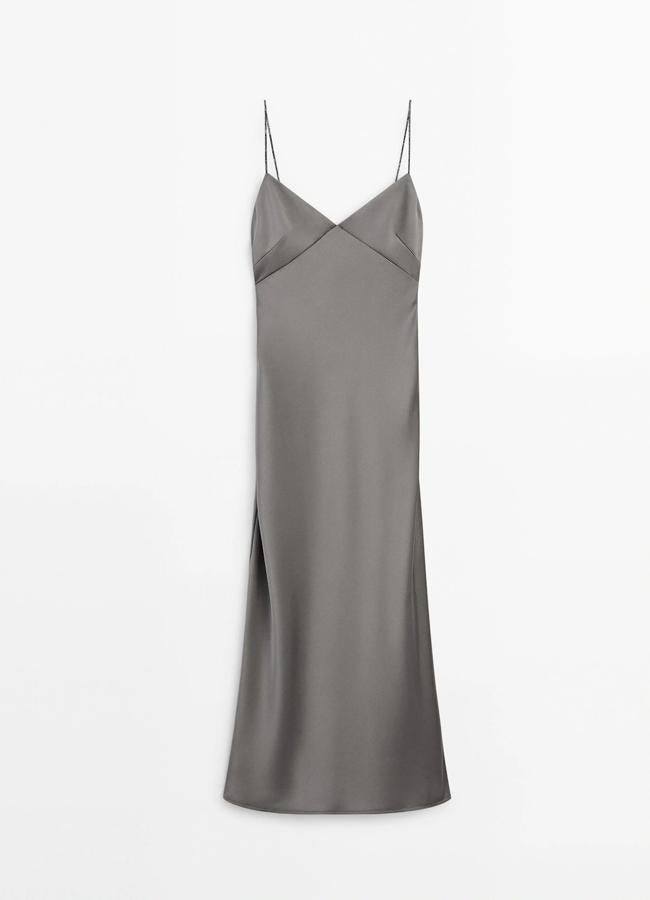 Vestido satinado de Massimo Dutti, 99,95 euros.