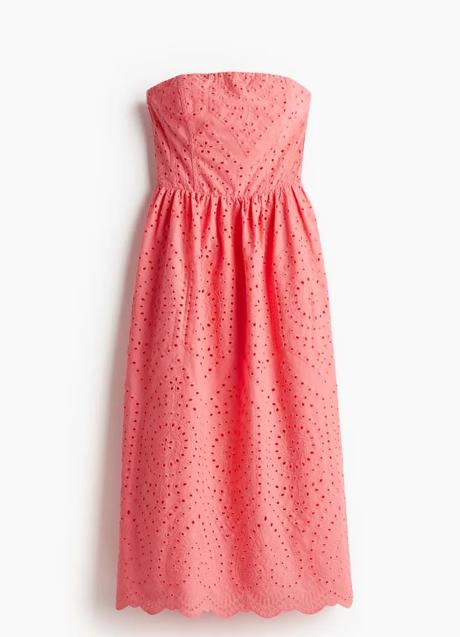 Vestido rosa de H&M (59,99 euros)