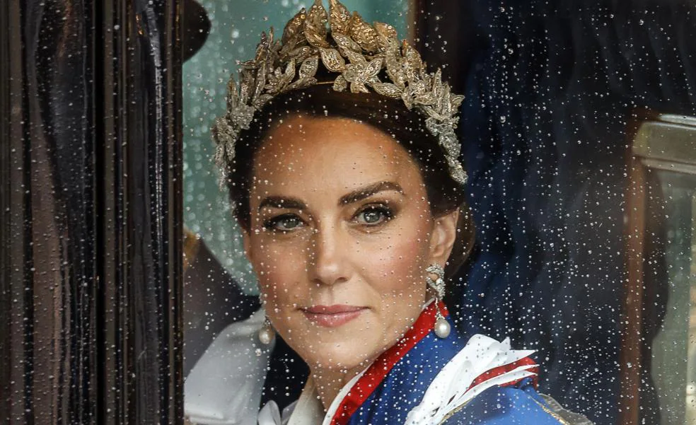 La tragedia se ceba con los Windsor: por qué el cáncer de Kate Middleton hace temblar la monarquía británica