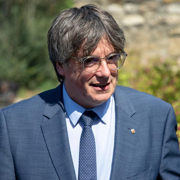 Carles Puigdemont, el político que quería ser astronauta: hijo de pastelero, familia numerosa y una mujer pitonisa