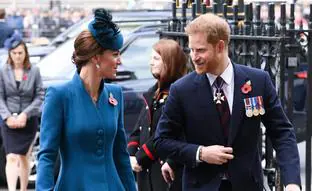 El acercamiento de Harry y Meghan a Kate Middleton tras el anuncio de su cáncer: mensaje público, llamada telefónica y, ¿viaje a Reino Unido?