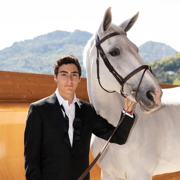 Íñigo López de la Osa Franco, hijo de Francesca Franco. 