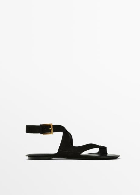 Sandalias planas de Massimo Dutti (79,99 euros)