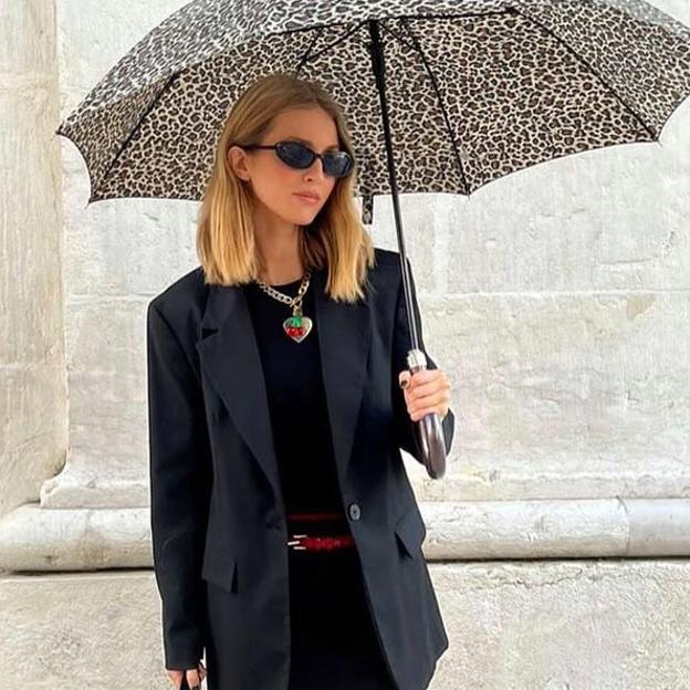 Dónde comprar los collares XL y de colores que arrasan en Instagram