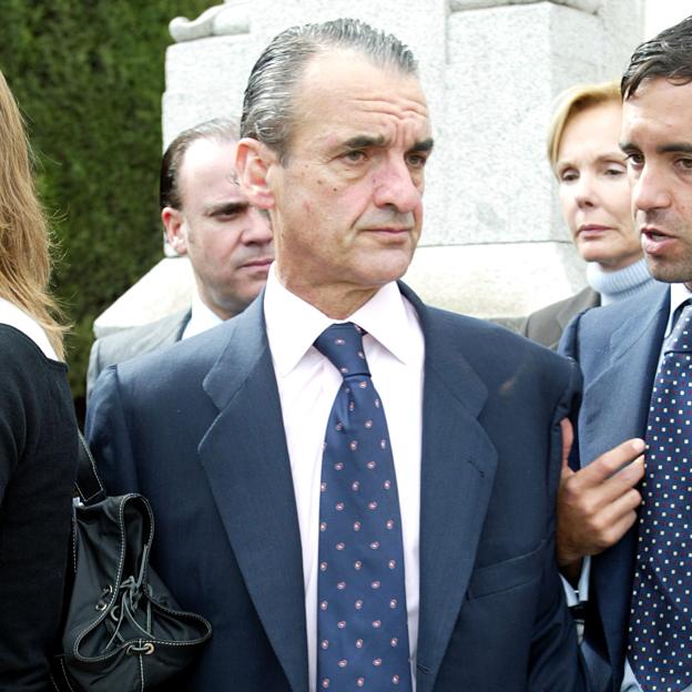 Entramos en Los Carrizos, la espectacular finca sevillana de Mario Conde: caza, bodas y la historia de la mesa del poder