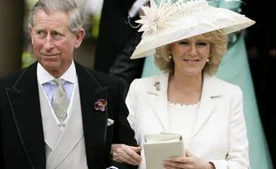 Carlos y Camilla vuelven a su lugar favorito para celebrar su 19 aniversario de boda en el peor momento para los Windsor