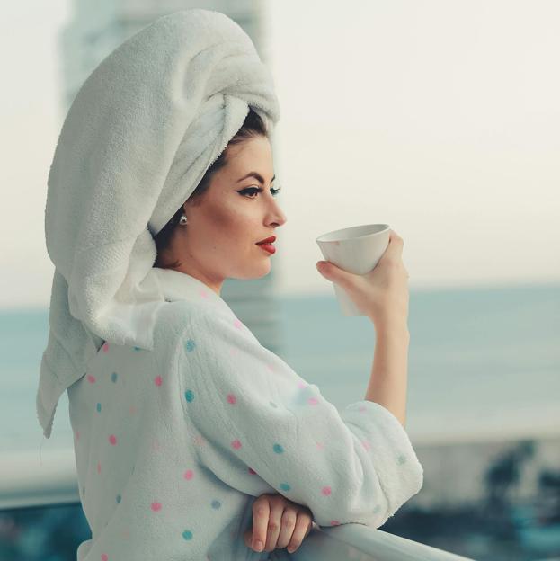 Los cuatro secretos para tener unos huesos fuertes: estiramientos, buena postura, sol y agua