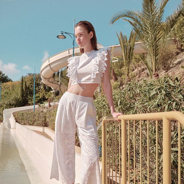 Las novedades de Sfera de primavera: vestidos estampados, blusas preciosas y conjuntos de algodón bordado