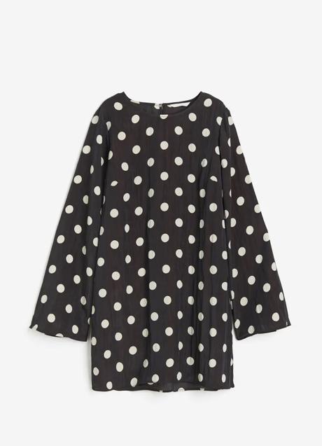 Vestido con estampado de lunares de H&M (9,99 euros)