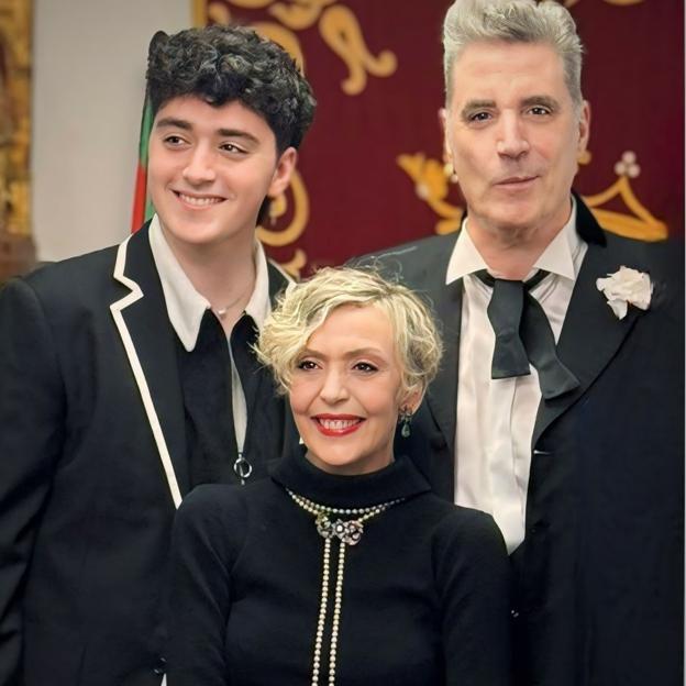 El vestido negro de novia de Susana Koska en su boda con Loquillo: un enlace íntimo con un color atípico como protagonista