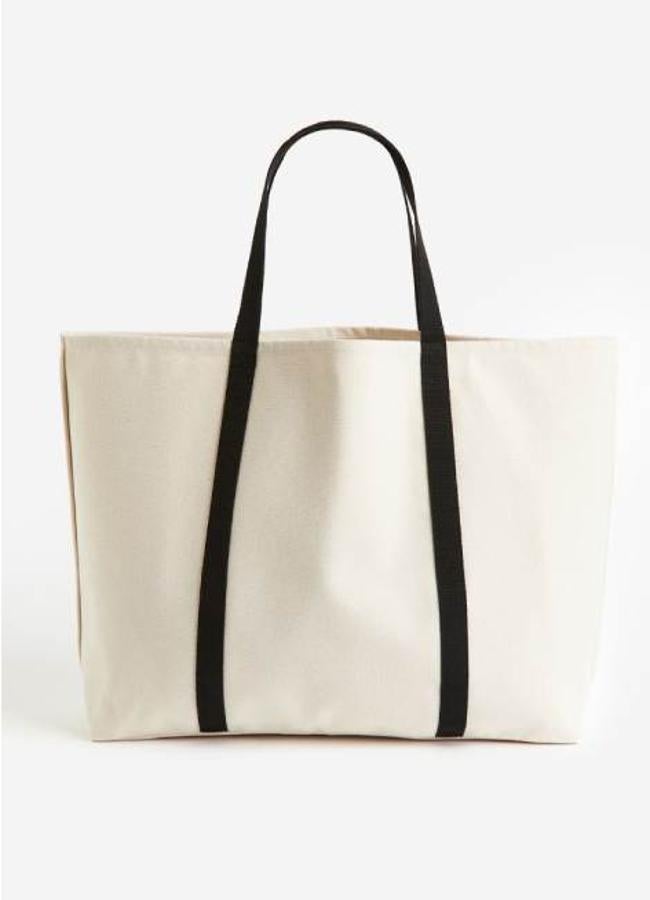 Bolsa de playa en lona de algodón de H&M (14,99€)