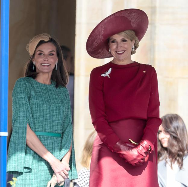 El mensaje secreto de Máxima a Letizia en su primer encuentro oficial en Holanda: se viste casi igual que hace 10 años