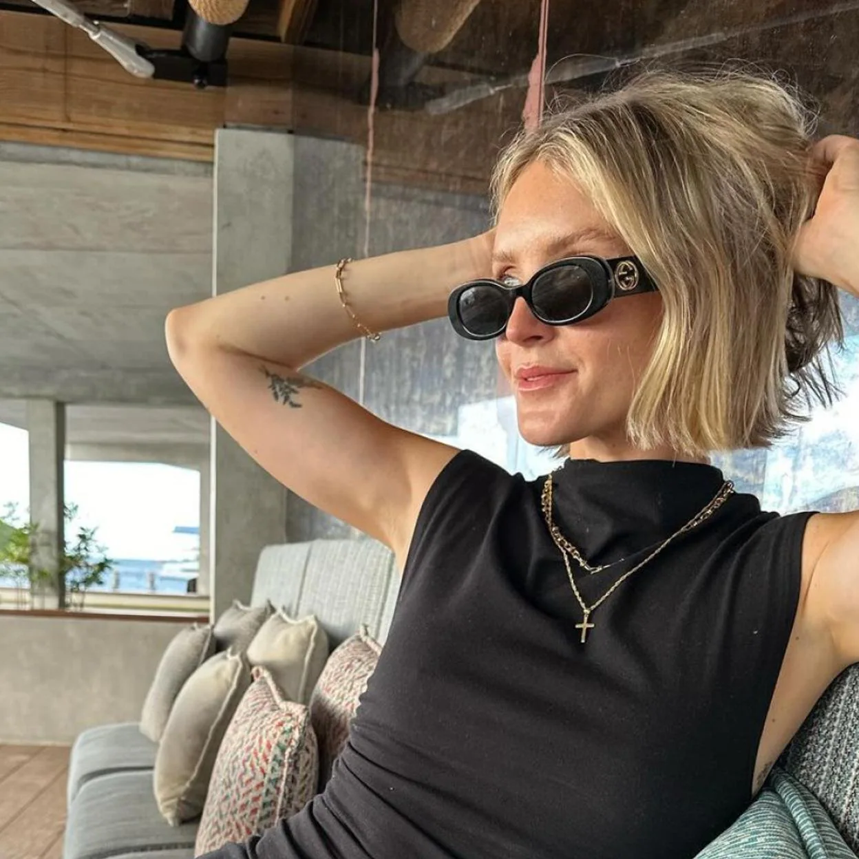 La influencer Polly Sayer con un corte de pelo bob