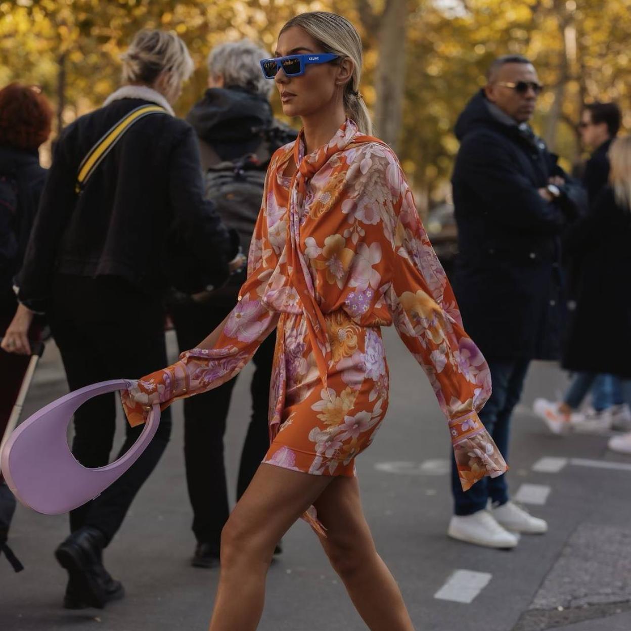 Influencer con vestido de flores/@MARIANAMACHADO____