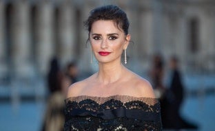 De Alcobendas a Hollywood: así se ha convertido Penélope Cruz en la española mejor vestida del mundo a los 50 años