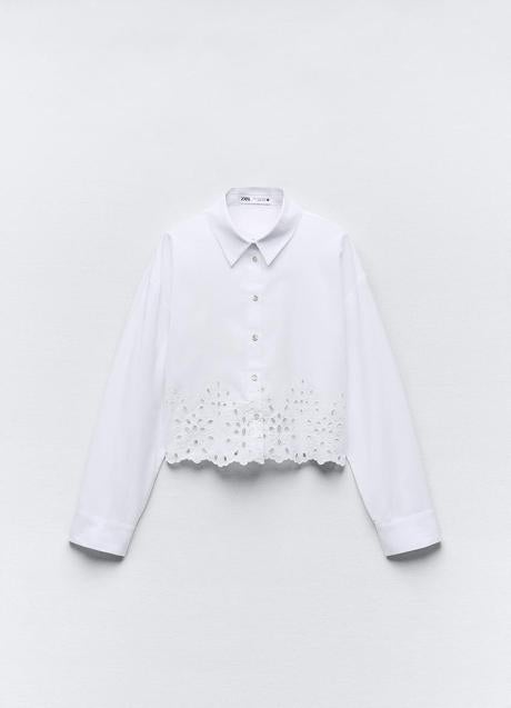 Camisa blanca de Zara (25,99 euros)