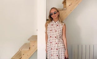 Regresa el vestido-chaleco más royal de la temporada que cuenta con sello made in Spain