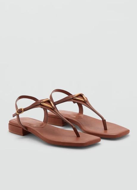 Sandalias planas de Mango (39,99 euros)