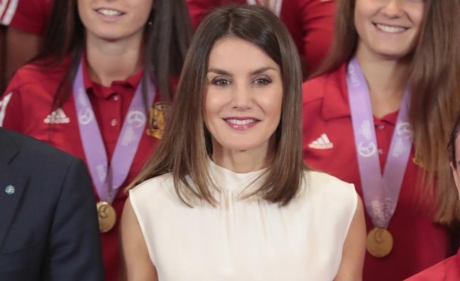 Por qué Letizia ha tardado cinco años en volver a la final de la Copa de la Reina: «Tiene un sentimiento especial de protección hacia las jugadoras»