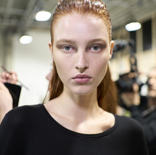 Cómo cuidar color pelo tendencia de 2024, según este salón de alta peluquería madrileño