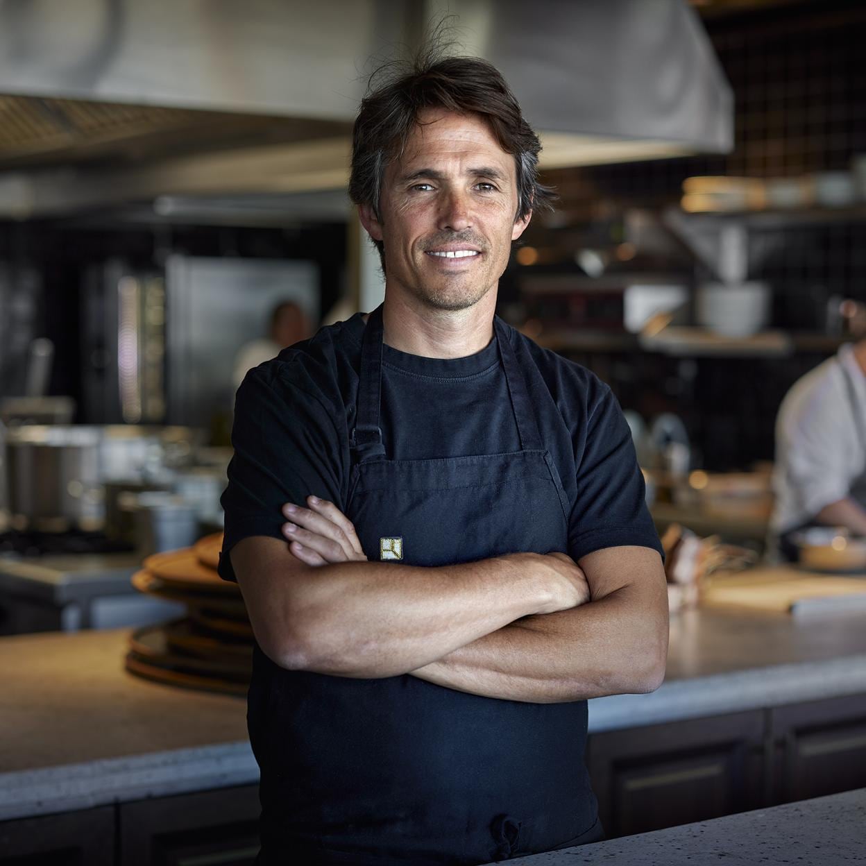 Nino Redruello en la cocina del Club Financiero Génova, uno de sus últimos proyectos gastronómicios.