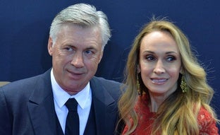 Quién es Mariann Barrena, la esposa canadiense de Carlo Ancelotti: hija de españoles, gurú de las finanzas y un beso de película