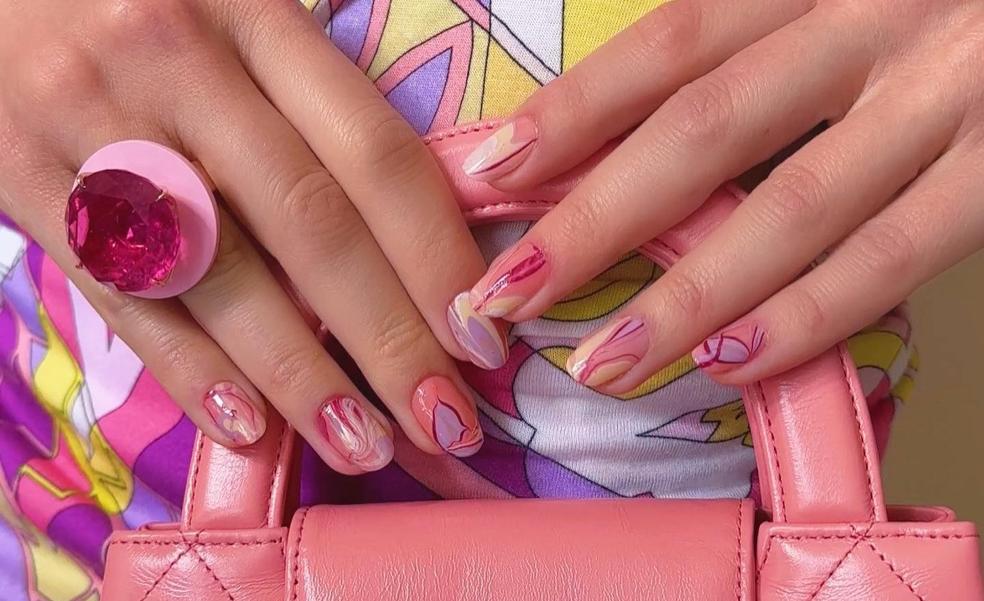 Ni esmalte ni pegatinas, estos productos para las uñas te harán conseguir manicuras originales en casa