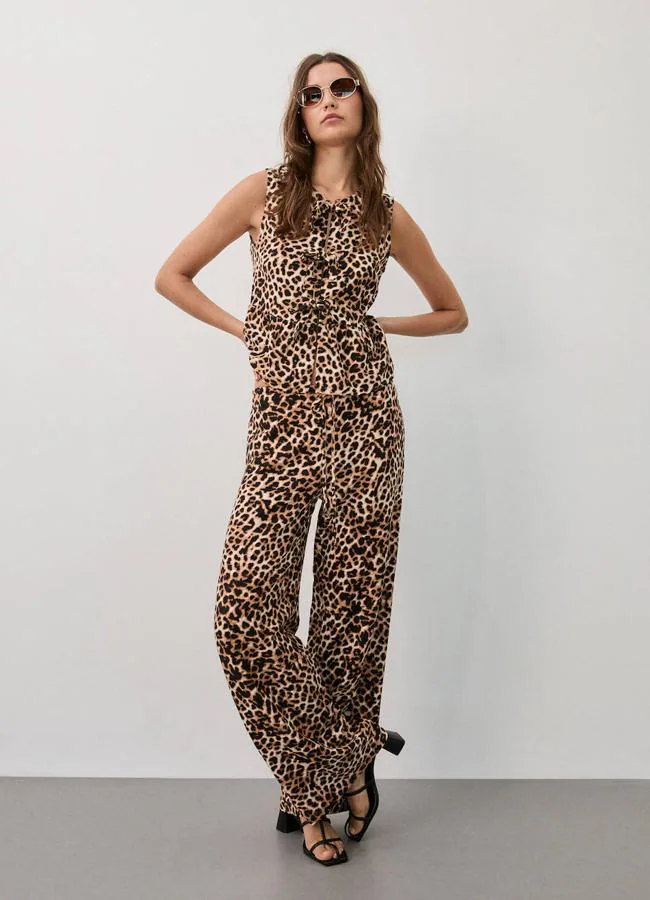 Pantalones wide leg de leopardo