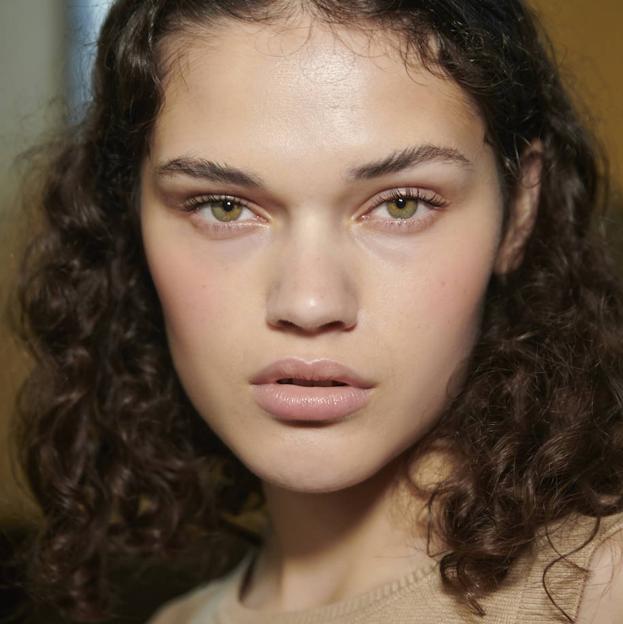 Colorete boyfriend: la tendencia de maquillaje efecto rejuvenecedor que se ha hecho viral en Tiktok