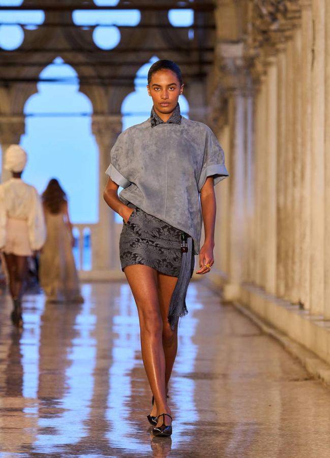 Desfile de la colección resort de Max Mara en el Palazzo Ducale de Venecia. Foto: Cortesía.