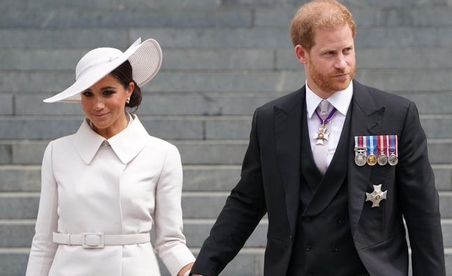 Las razones por las que el príncipe Harry busca casa en Inglaterra (y Meghan Markle tiene la culpa)