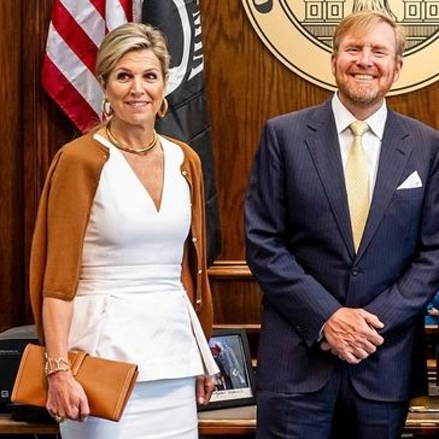 Máxima de Holanda, luciendo el brazalete de Lissi Fracchia. 